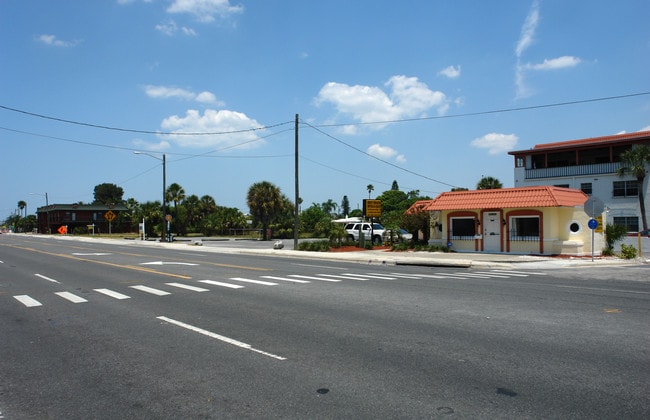 Costa Vista Apartments - Costa Vista Apartments