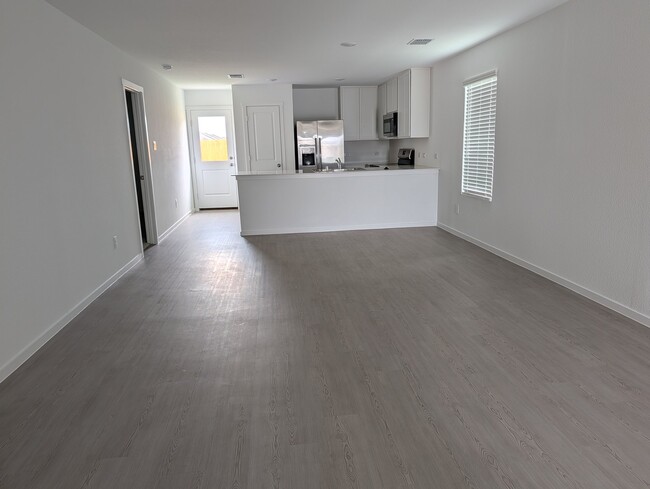 Photo - 511 Sandhill Crane Ln