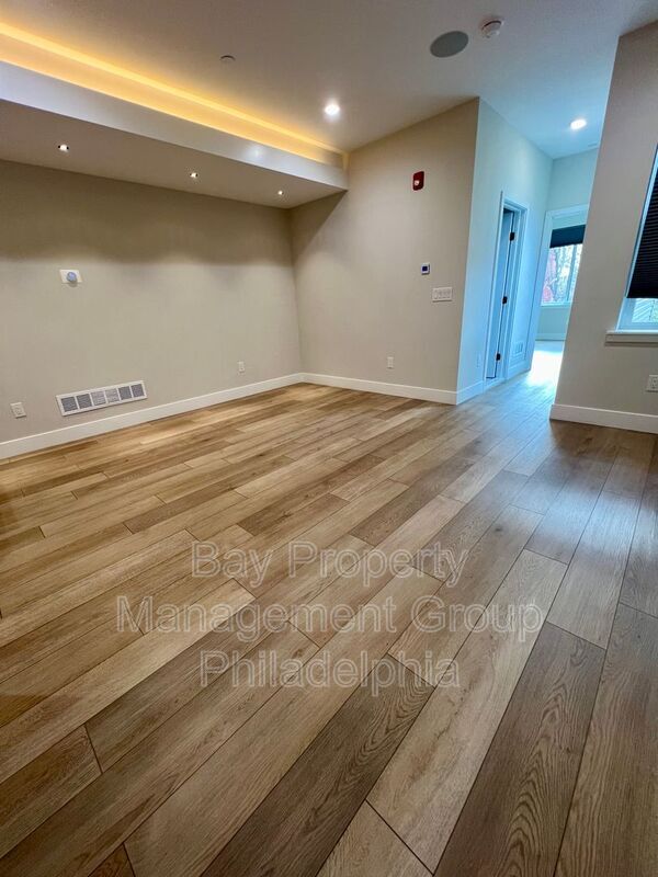 Photo - 626 W Norris St Unidad 2