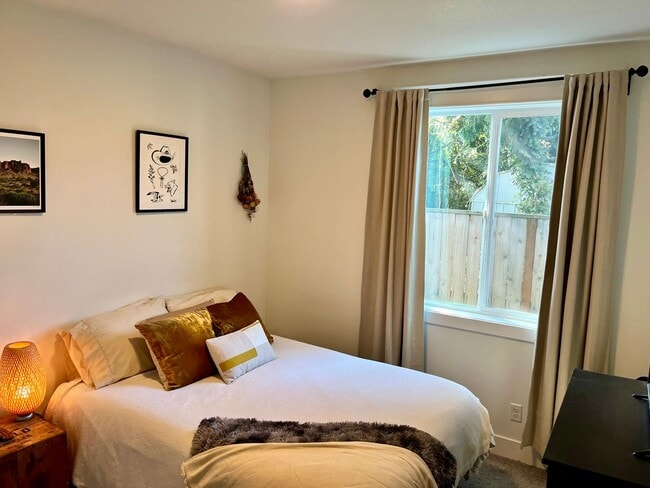 Photo - Super cool cottage with private setting