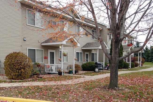 PARKWAY TOWNHOUSES - PARKWAY TOWNHOUSES