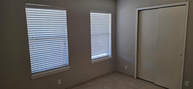 Photo - 1304 Anna Palm Way