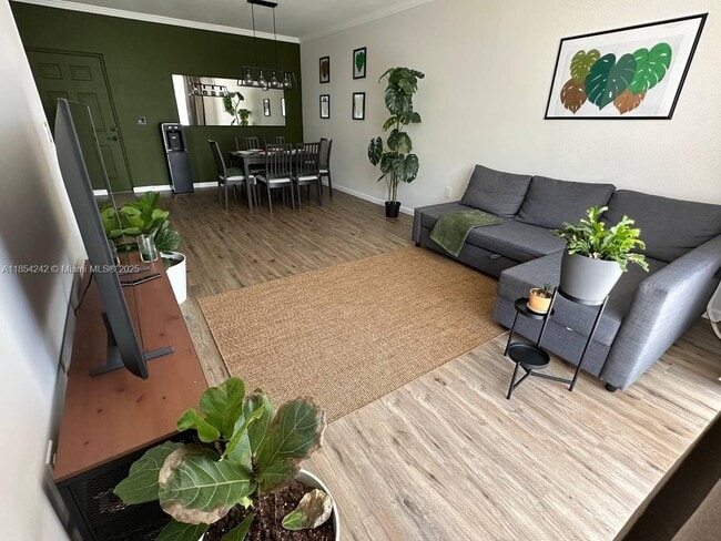 Building Photo - 17100 N Bay Rd Unit 1711 Rental