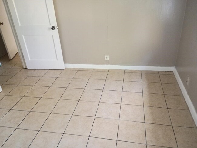 Photo - 2702 Houston Ave