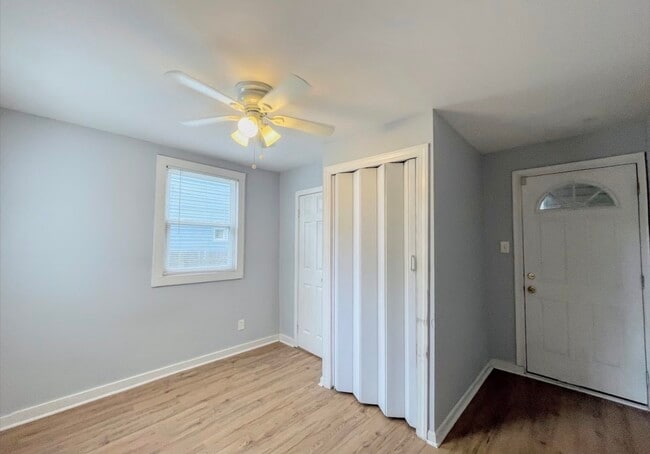 Photo - 1305 38th St Unit 1305 W 38th St  B