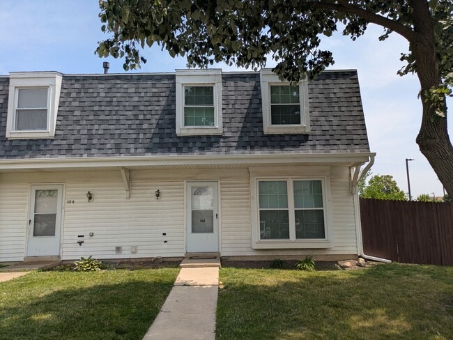 Photo - 16H Fernwood Dr Townhome