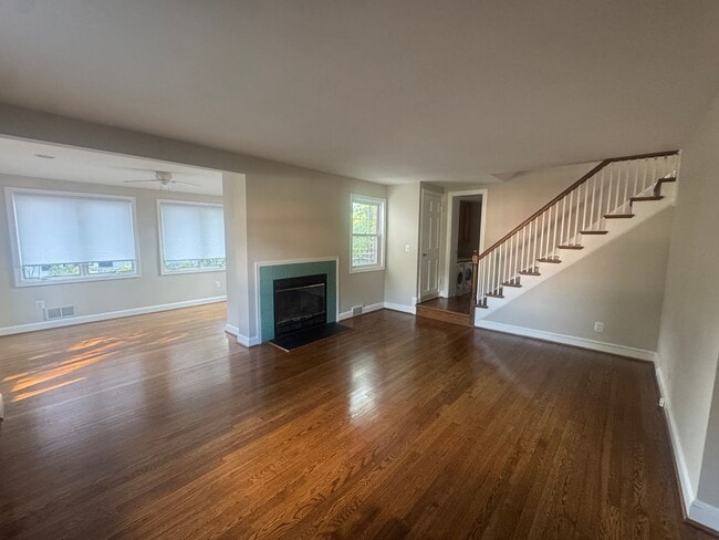Photo - 42 S Park Dr