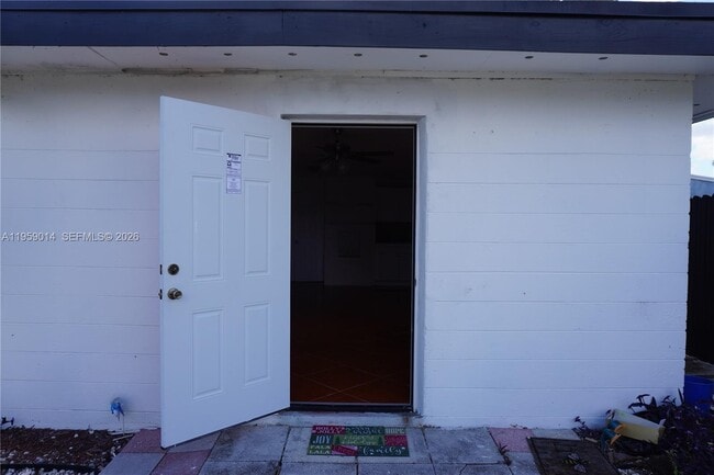 Photo - 1106 NW 11th Ct