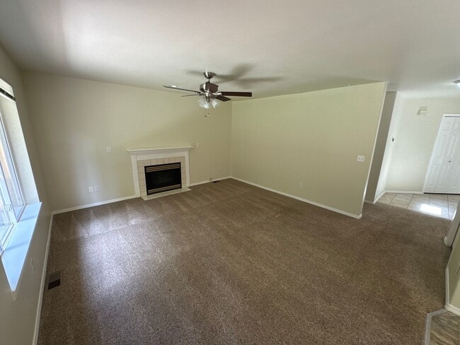 Photo - Available Now – Spacious 3 Bedroom, 2.5 Bath Home in a Prime Corvallis Location