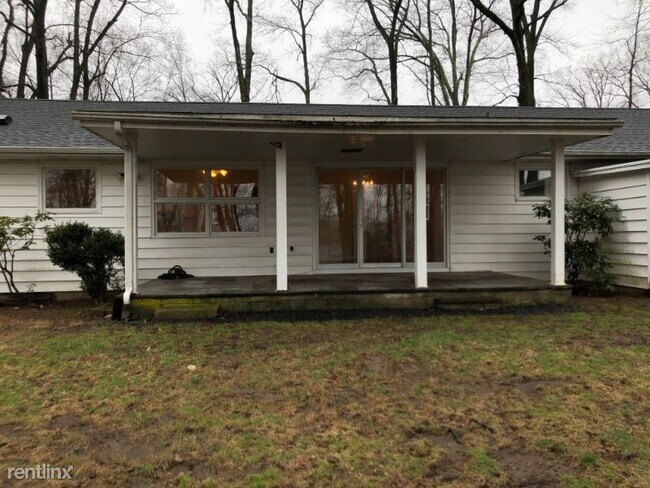 Photo - 3 br, 2 bath House - 1 Elmcrest Dr