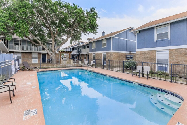 Photo - Embassy House