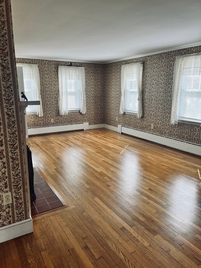 Photo - 100 Winn Rd