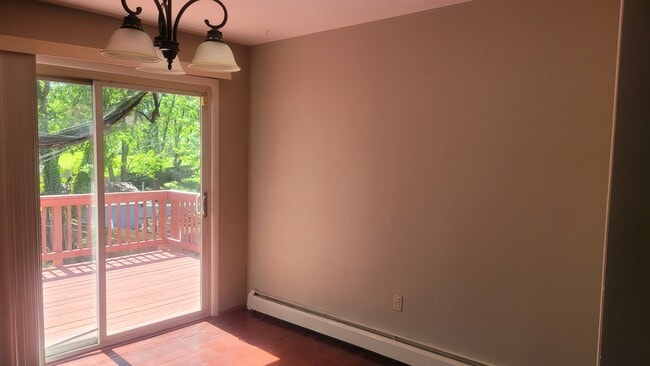 Photo - 3807 Danbury Ct