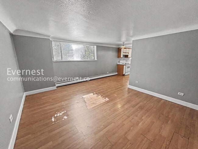 Photo - 2295 E Asbury Ave Unidad 101