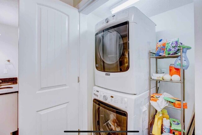 Photo - 35 Gloucester Dr