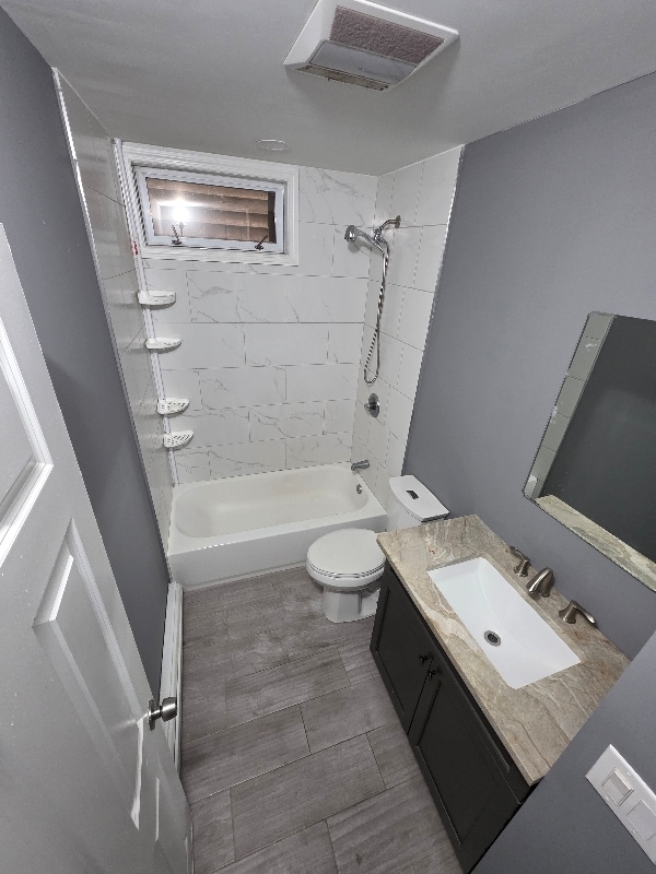 Photo - 718 E 18th St