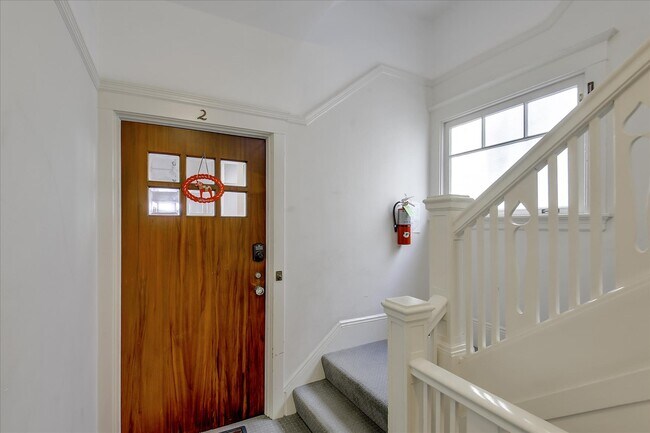 Photo - 1237 Chestnut St Unit 2