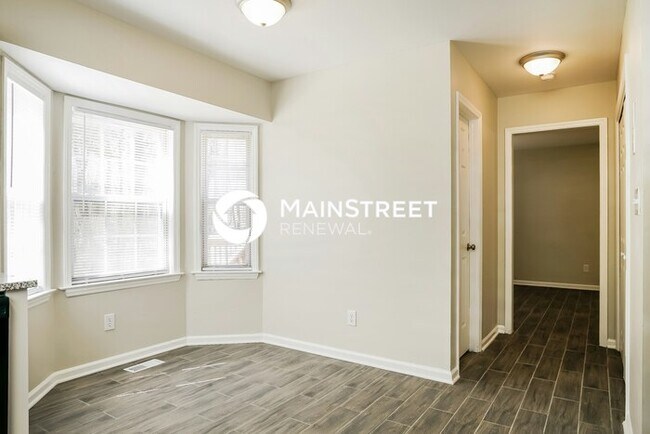Photo - 3 Bedroom Pet-Friendly Home in Clayton, NC with Main Street Renewal