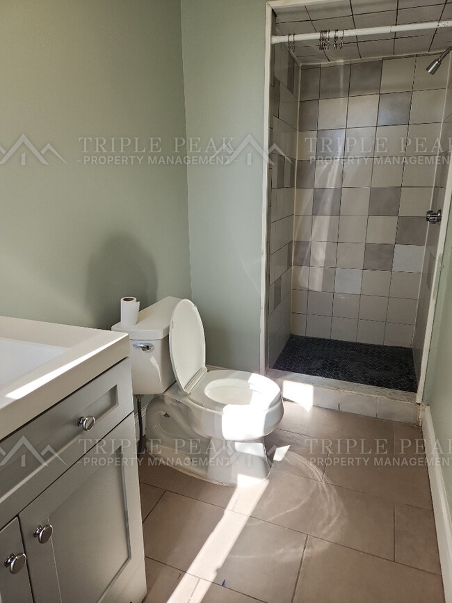 Photo - 514 Main St Unit 2F