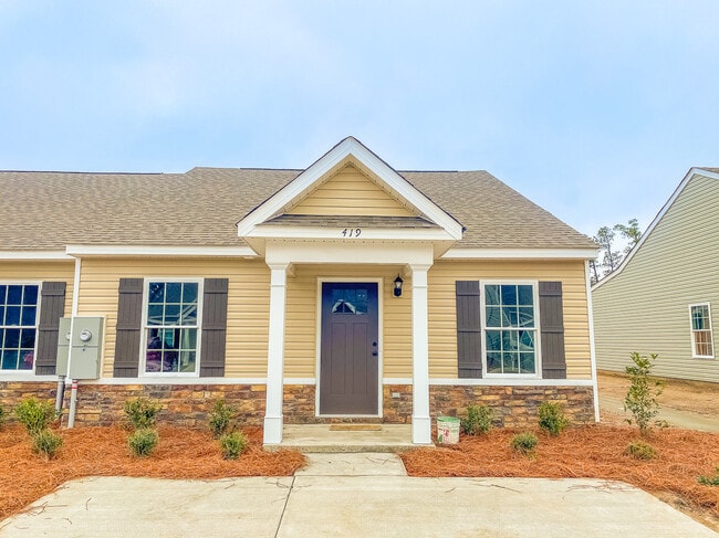 Photo - 419 Andover Dr