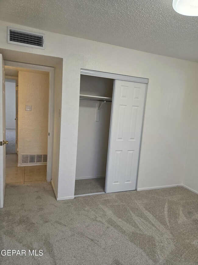 Photo - 5632 Salem Dr