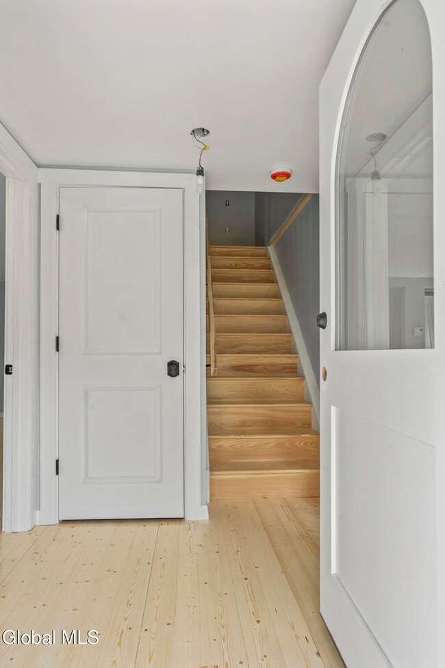 820 Valley Falls Rd Unit 1