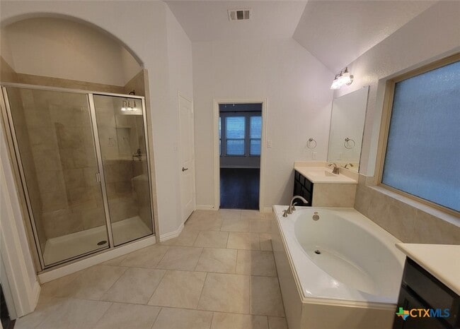 Building Photo - 226 Norwood Ct