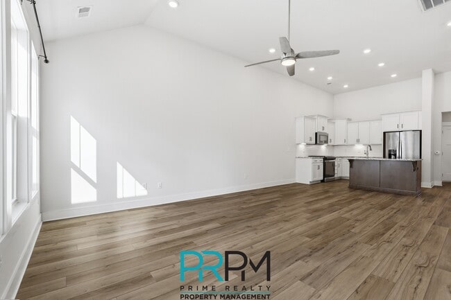 Photo - 6 Thornfield Dr