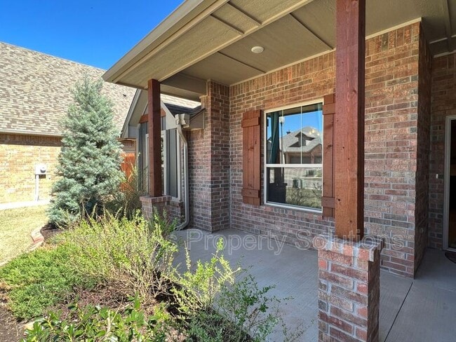 Photo - 3116 Drake Crest Dr