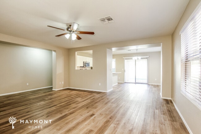 Photo - 13486 W Young St