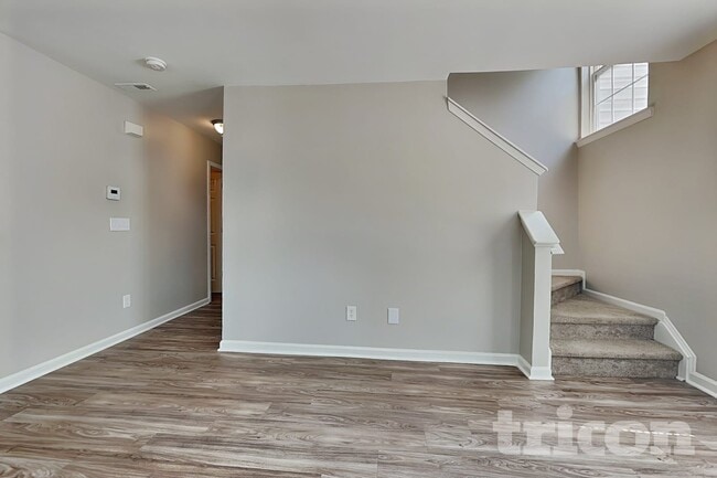 2120 Clear Brook Dr