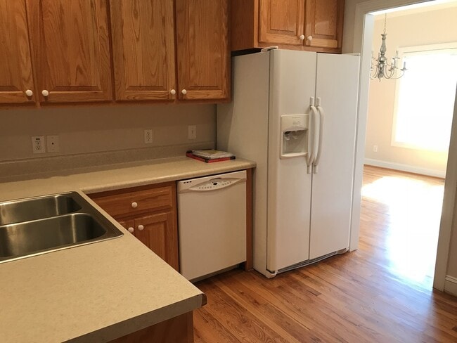 Photo - 4 bd 2 bth all brick w/ 2 car garage located on a 1 acre lot - lawn care, water, trash, washer/dr...