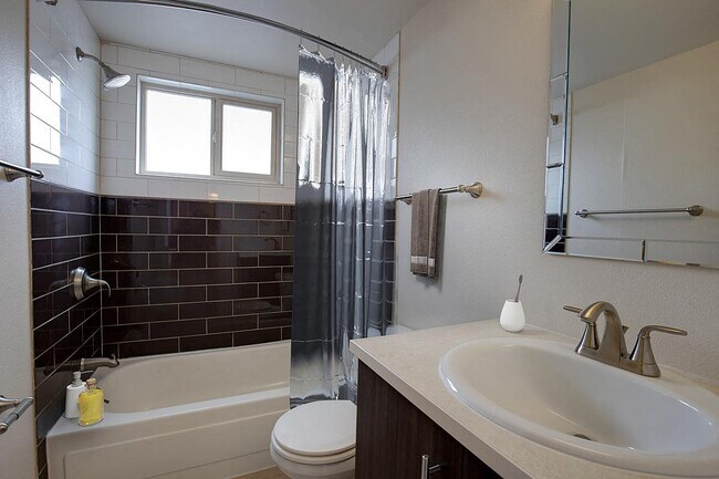 Photo - Clarkson Commons