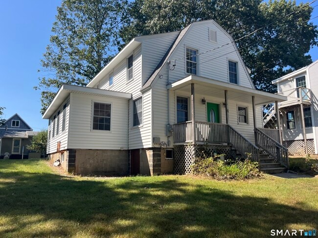 Building Photo - 4 S Edgewood Rd