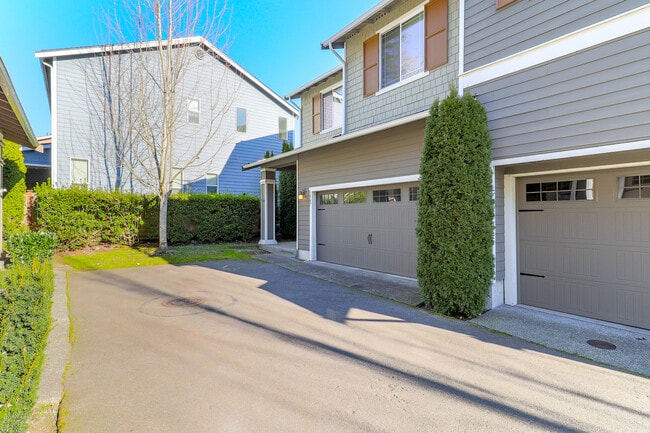 Photo - 3947 Jett Ln NE