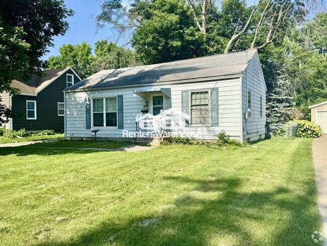 Building Photo - 2014 55th St Rental