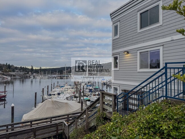 2 Bedroom Condo in Gig Harbor! - 2 Bedroom Condo in Gig Harbor! Unit #102