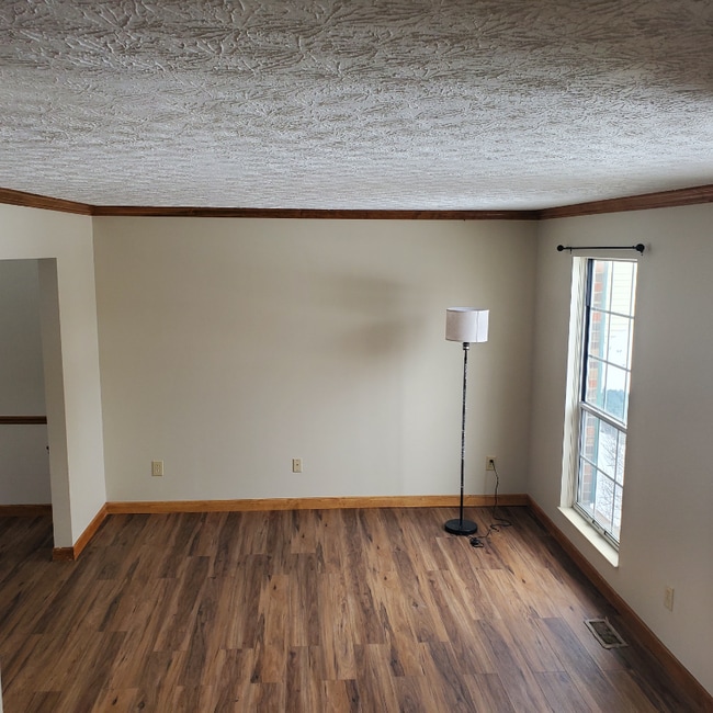 Photo - 315 High Meadows Village Dr