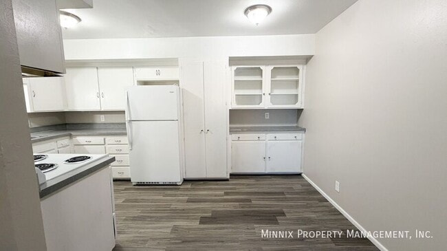 Photo - 2010 Ave. S Unit 3