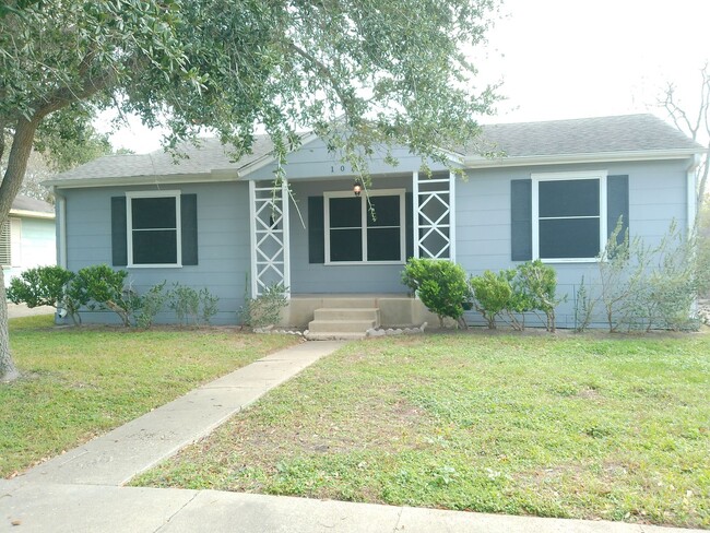 Building Photo - 1017 Sorrell St