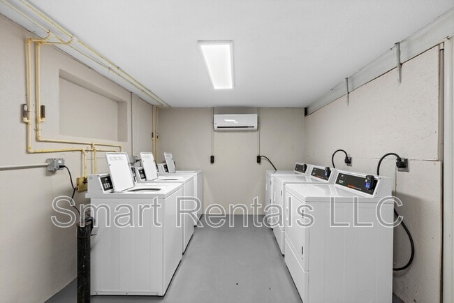 Photo - 3021 Pestalozzi St