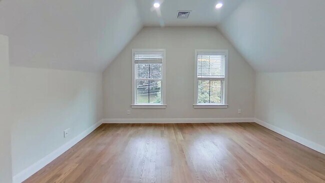 Photo - 153 Foster St Unit 3