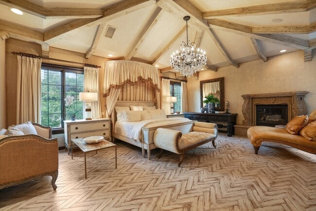 Building Photo - 5007 Cedar Creek Dr