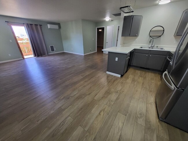 Building Photo - NIG0201>** Unit NIG0201 A