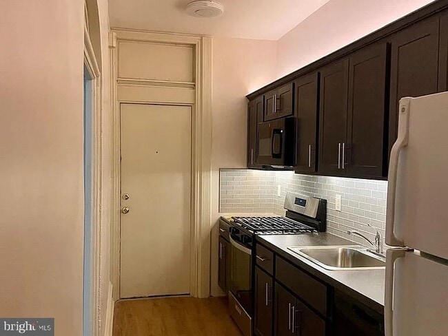 Photo - 112 N 34th St Unit 1R