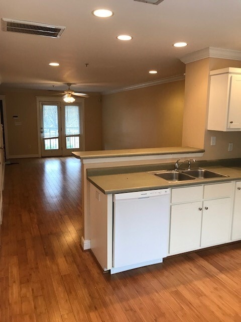 Photo - 660 Barnett Shoals Rd Unit 223