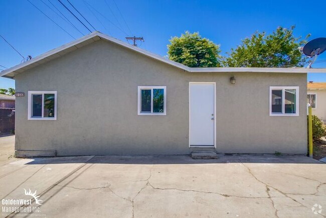 Building Photo - Newly Remodeled 4Bdm 2Ba Home Located in t...