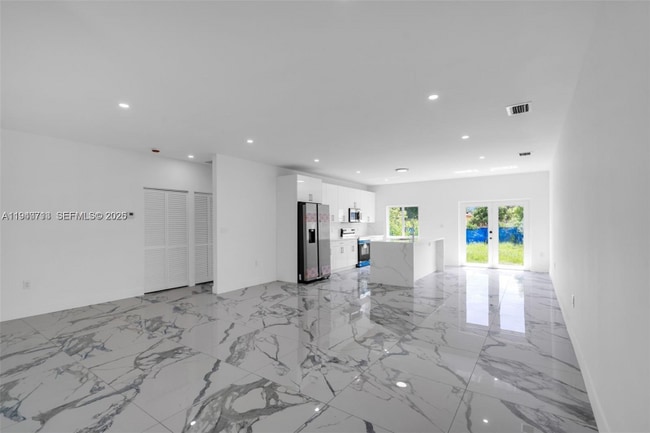 Photo - 11870 SW 220th St