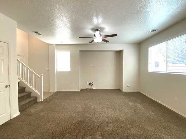 Photo - GATED COMMUNITY - 2 Story Townhouse - All BR Upper Level