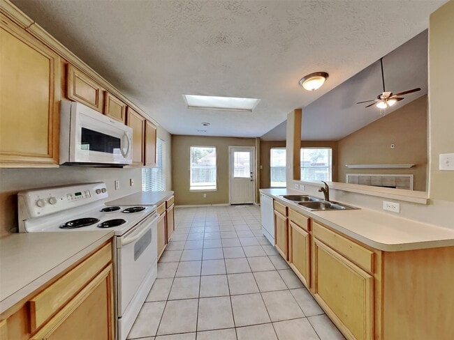 Building Photo - 2870 Colony Cone Cir Rental